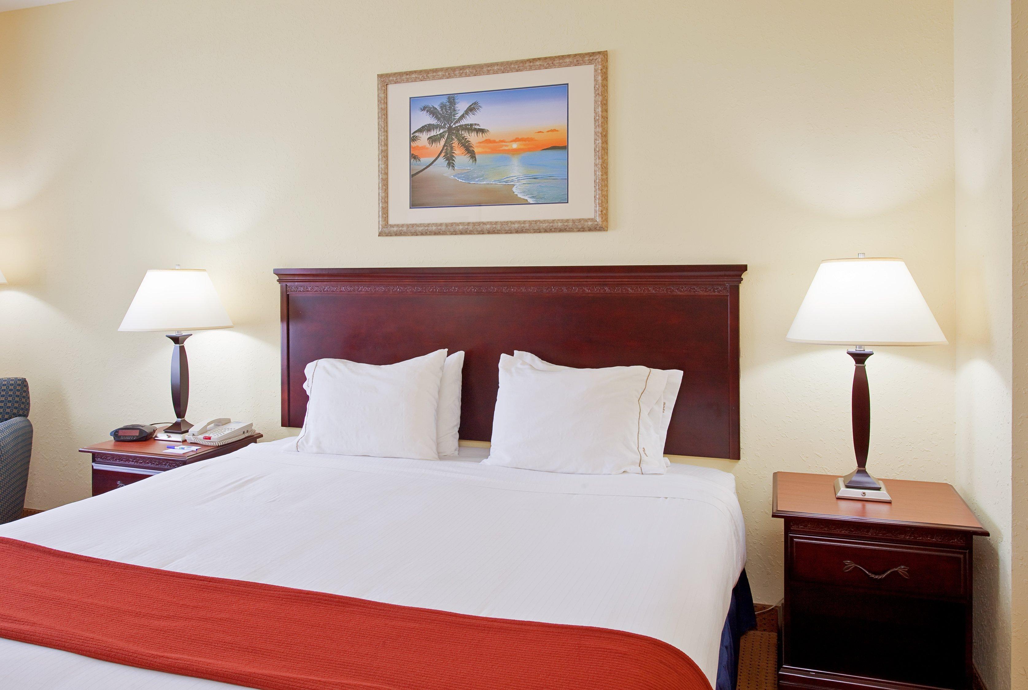 Holiday Inn Express Hotel & Suites Panama City-Tyndall Экстерьер фото