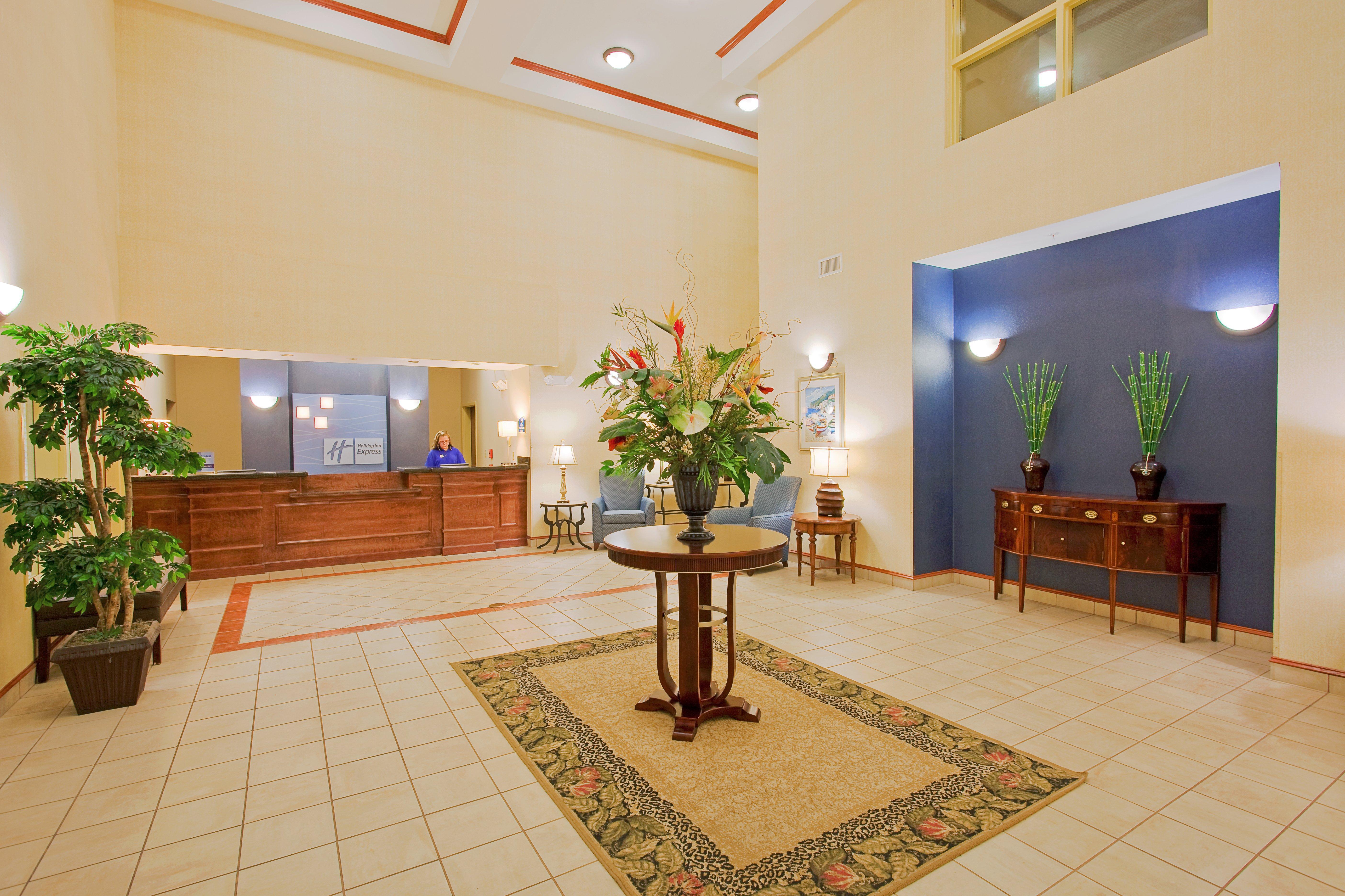 Holiday Inn Express Hotel & Suites Panama City-Tyndall Экстерьер фото